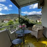 Vida Locrese Con Piscina Salata فندق مبيت وإفطار 3*
