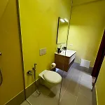 Vida Locrese Con Piscina Salata 3* غيراتشه