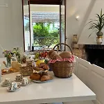 Vida Locrese Con Piscina Salata فندق مبيت وإفطار