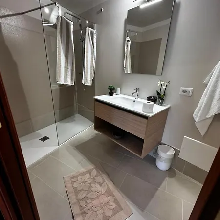 Vida Locrese Con Piscina Salata 3*