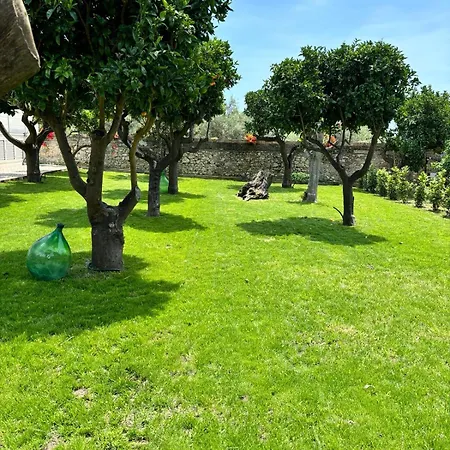 Vida Locrese Con Piscina Salata Bed & Breakfast Gerace