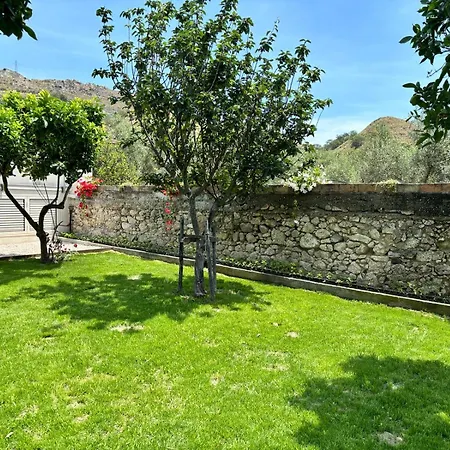 Vida Locrese Con Piscina Salata Bed and breakfast 3*