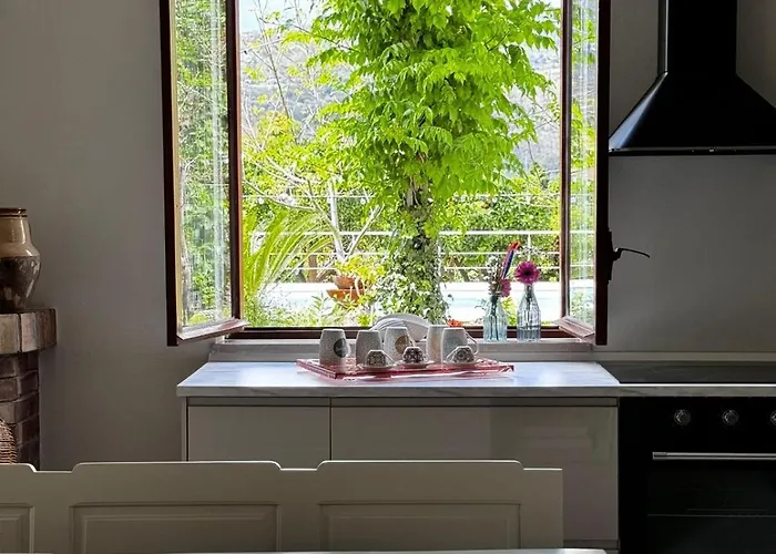 住宿加早餐酒店 Vida Locrese Con Piscina Salata 杰拉切