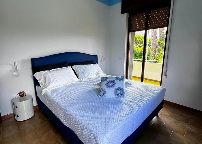 住宿加早餐酒店 Vida Locrese Con Piscina Salata 3*