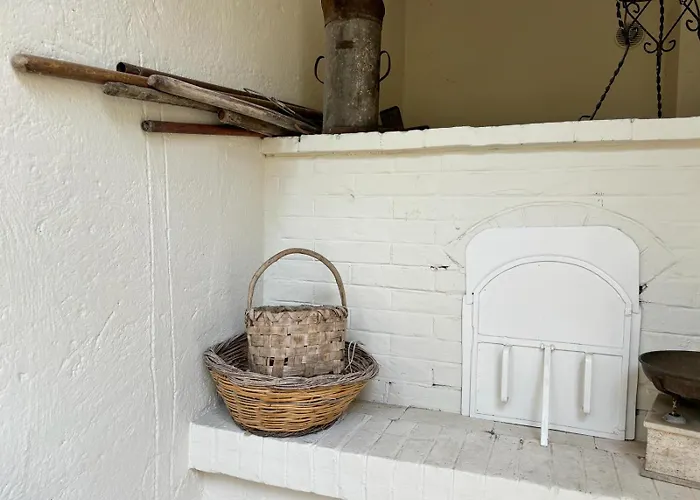 Vida Locrese Con Piscina Salata 住宿加早餐酒店 杰拉切